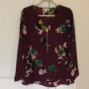 Chaus New York blouse. Maroon with flowers 🌸